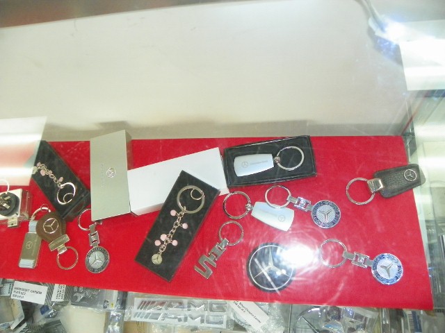 MERCEDES BENZ KEY RING 3